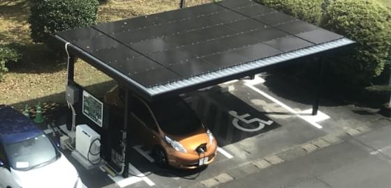ソーラーカーポート